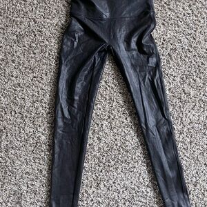 Spanx Faux Leather Leggings Black High Waisted Slimming Large L/G 20110R